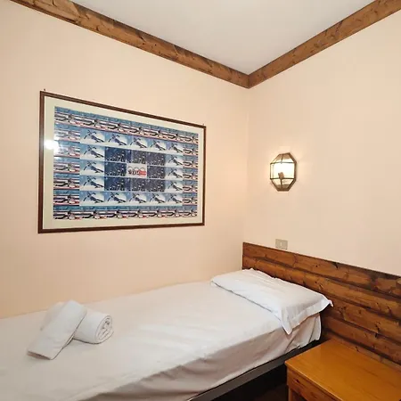 Hostdomus - Abeti Sauze di Cesana