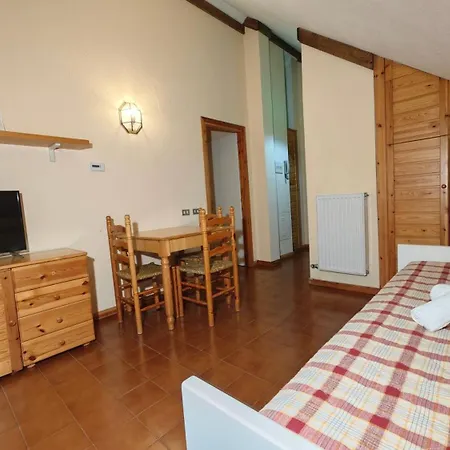 Hostdomus - Abeti Sauze di Cesana