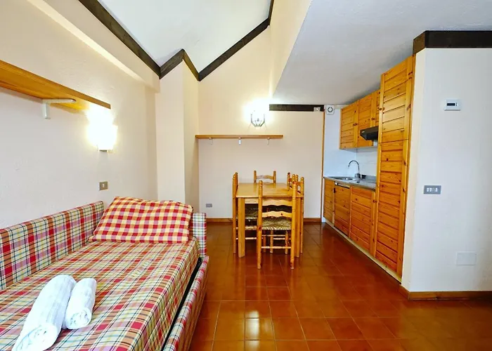 Hostdomus - Abeti Sauze di Cesana