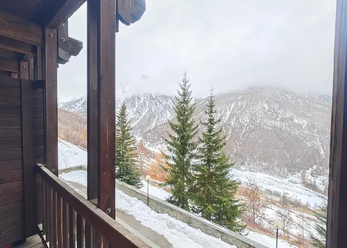 Holiday home Hostdomus - Abeti