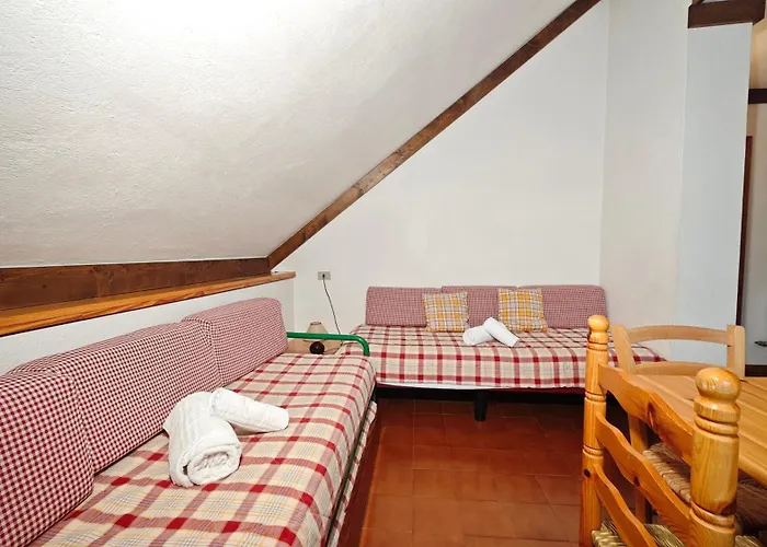 Dom wakacyjny Hostdomus - Abeti Sauze di Cesana