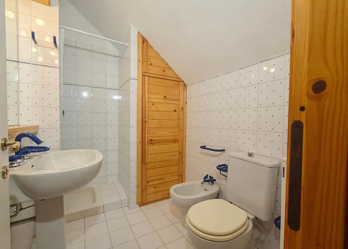 Dom wakacyjny Hostdomus - Abeti Sauze di Cesana